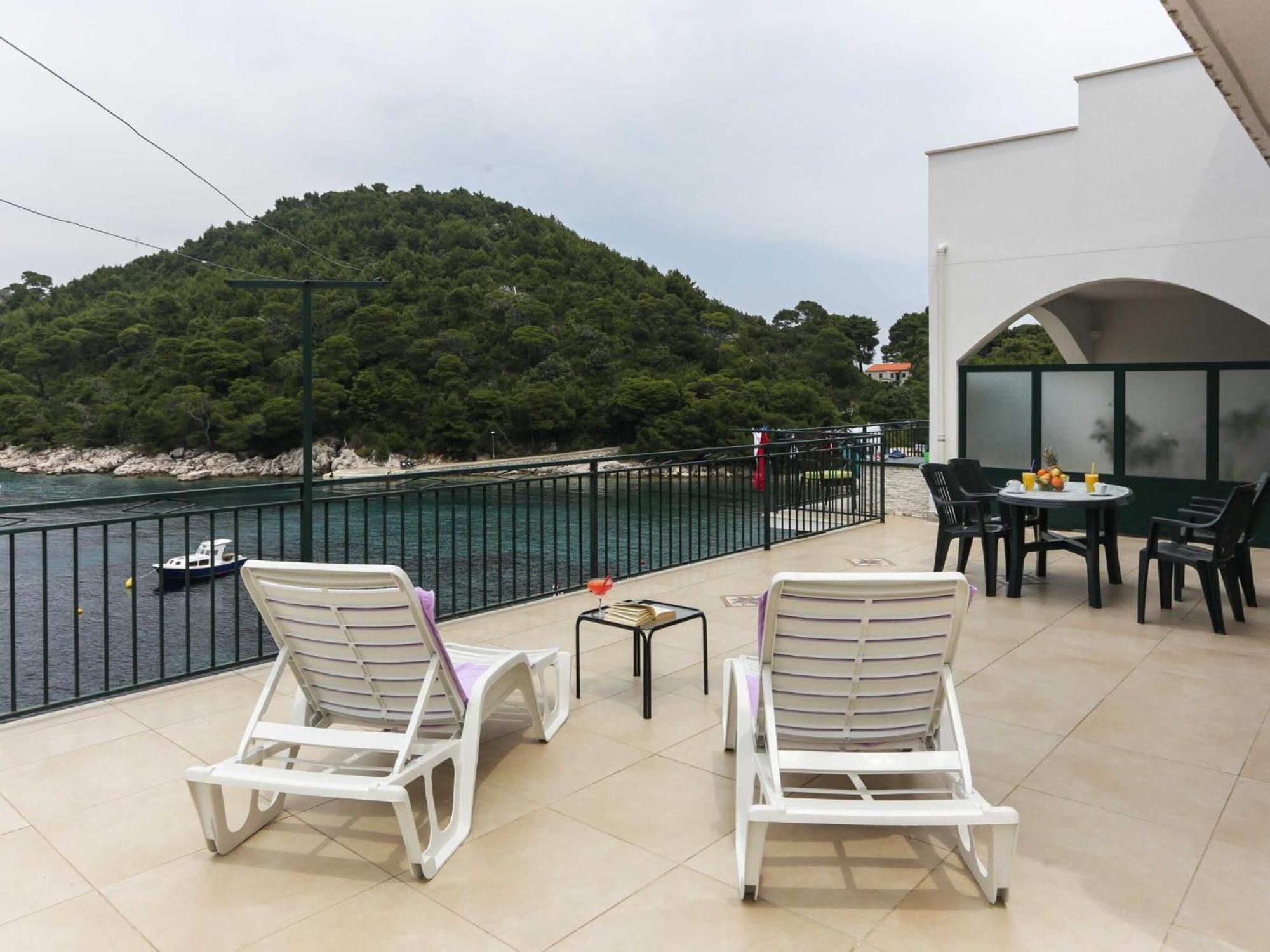 Posta - One-bedroom With Terrace And Sea View 4 Adults - 4 *